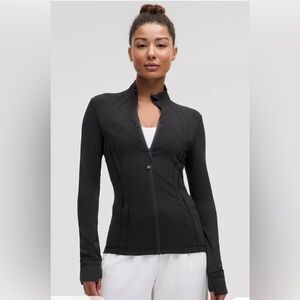 Lululemon Define Jacket in Black - Size 6 - EUC